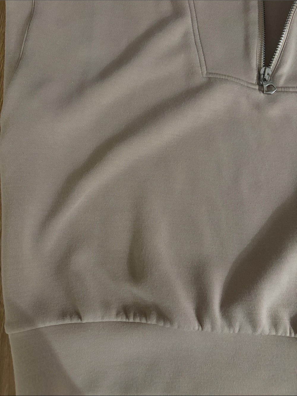 Varley Taupe Top- Zip Collar Top size medium - Picture 8 of 15